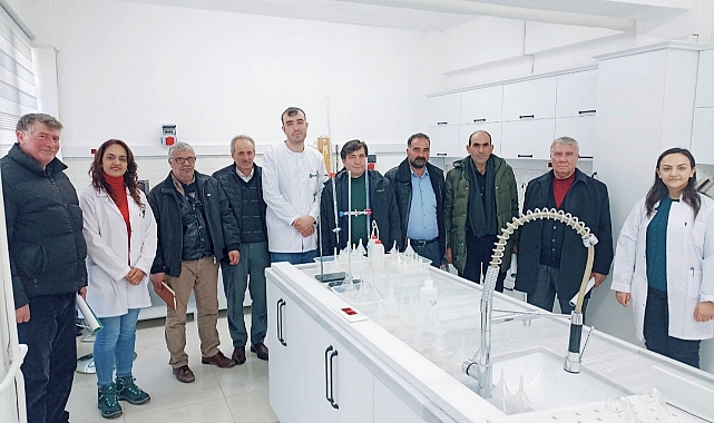 "Toprak ve Sulama Suyu Analiz Laboratuvarı" muhtarlara tanıtıldı