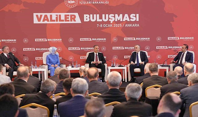Vali Aydoğdu 81 ilin valilerinin katılımıyla gerçekleştirilen Valiler Toplantısı'na katıldı