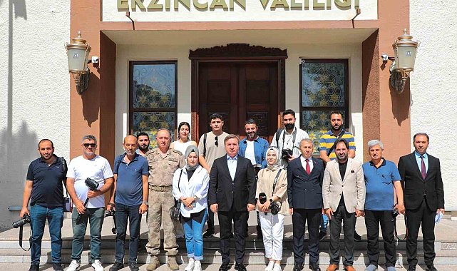 Vali Aydoğdu: "Özverili ve fedakârca çalışmalarınız, halkımızın doğru bilgiye erişimindeki en güçlü dayanaklardan biridir"