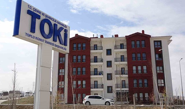 Yıkıcı depremler yaşayan Elazığ'da 27 bin konut teslim edildi, 11 bin konutun yapımı devam ediyor
