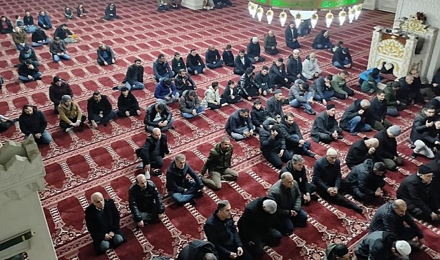 Yüksekova'da Miraç Kandili idrak edildi