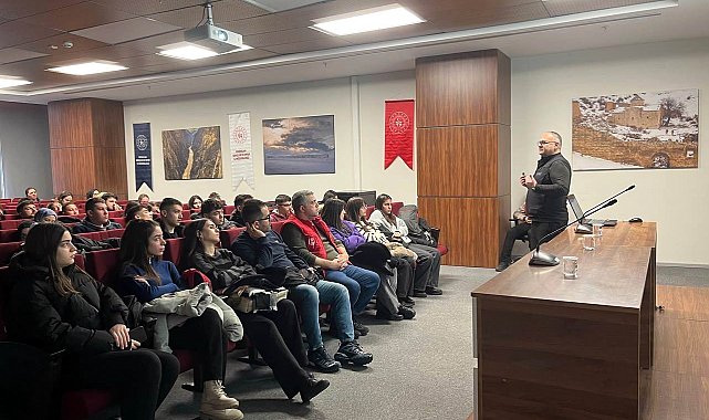 13 Gençlik Merkezinde gençlere afet farkındalık eğitimi verildi