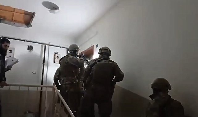 Ağrı'da çeşitli suçlardan aranan 8 kişi yakalandı