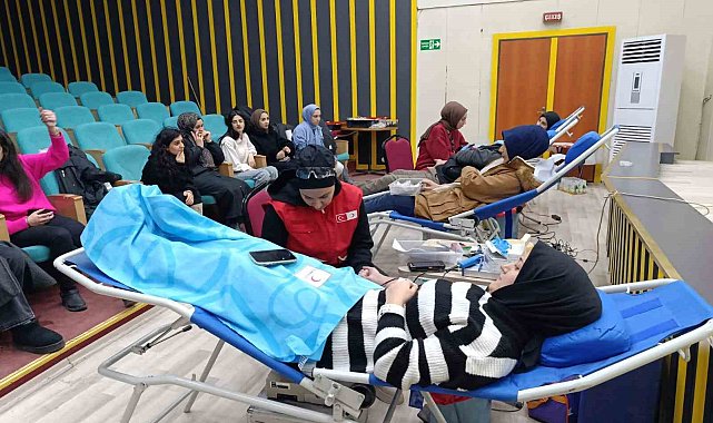 Ağrı'da "Bir Damla Kan, Bin Can" projesi ile depremzedeler için kan bağışı kampanyası düzenlendi
