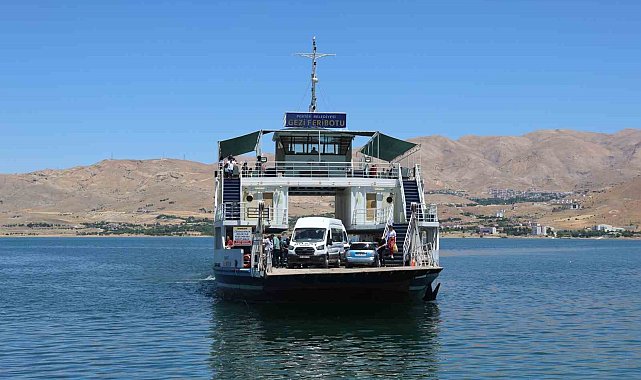 Başkan Vural, "Pertek Köprüsü için etüt çalışmaları yapılıyor"