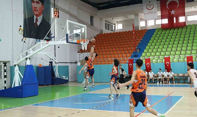 Elazığ'da basketbol bölge şampiyonası tamamlandı