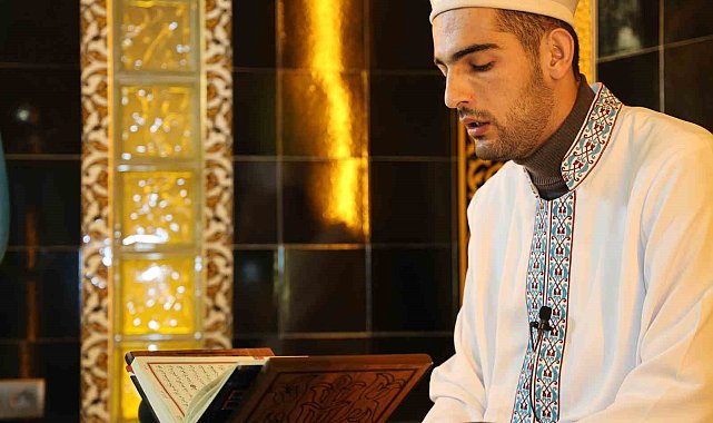Elazığ'da deprem şehitleri için dualar edildi