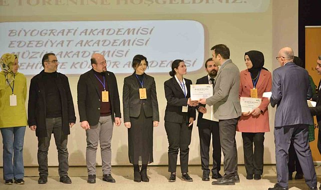 Elazığ'da Öğretmen Akademileri Projesi'nde ilk dönem eğitimleri sona erdi