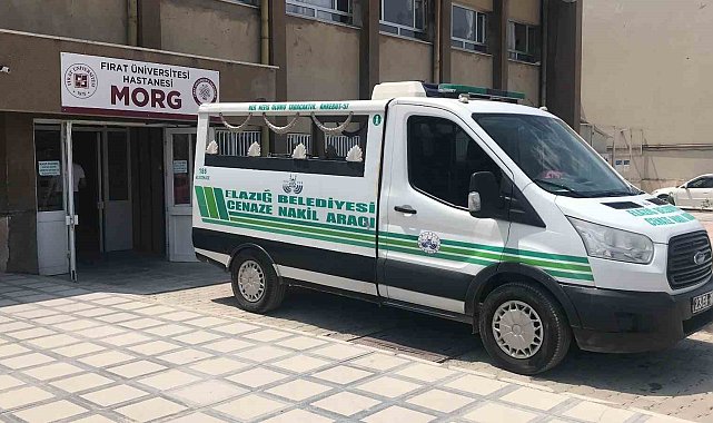 Elazığ'da okul servisinin çarptığı kız öğrenci hayatını kaybetti