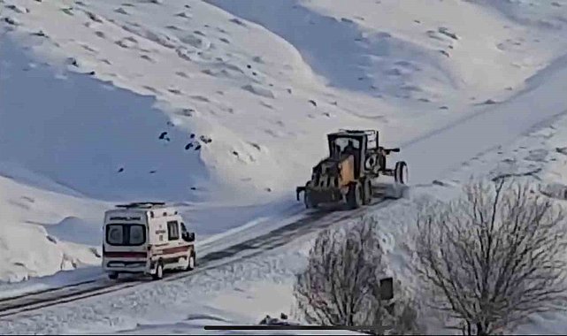 Elazığ'da zorlu kış şartlarında ekipler engel tanımadı