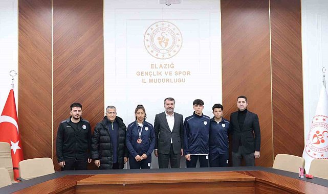 Elazığ'dan 3 sporcu Enka'ya transfer oldu