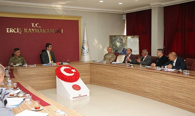 Erciş'te "El Yapımı Patlayıcılarla Mücadele Toplantısı" yapıldı