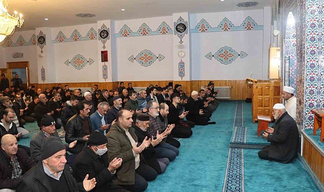 Erzurum'da Berat Kandili coşkusu