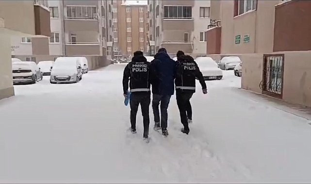 Erzurum'da uyuşturucu satıcılarına operasyon: 3 tutuklama