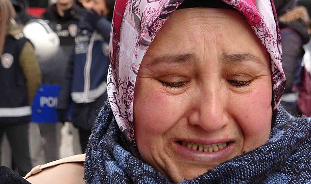 Eylemlere katılan Bitlisli anne: "Evladımın ölüm haberini gönderdiler"