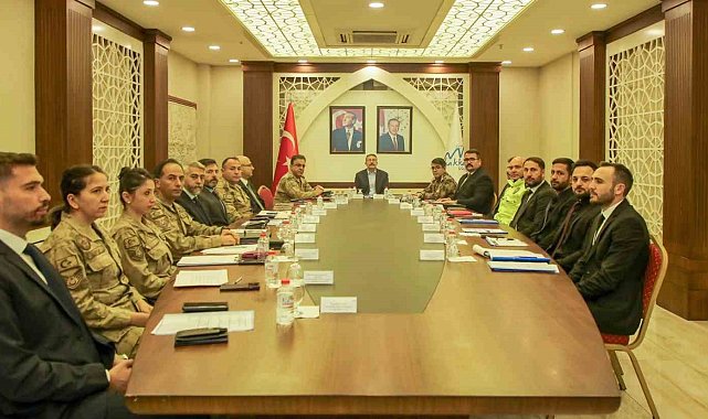 Hakkari'de değişik suçlardan 298 şahıs yakalandı