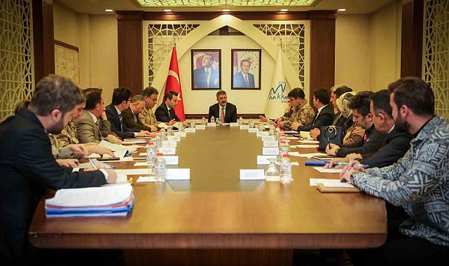 Hakkari'de okul güvenliği toplantısı yapıldı