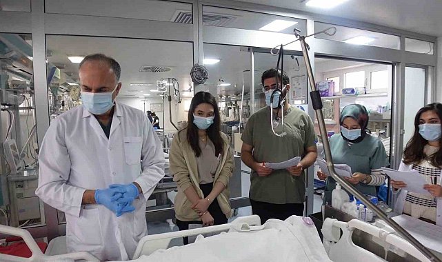 İç Hastalıkları Uzmanı Dr. Çakmak: "Grip aşısı olanlar yoğun bakımda daha az yatıyor"