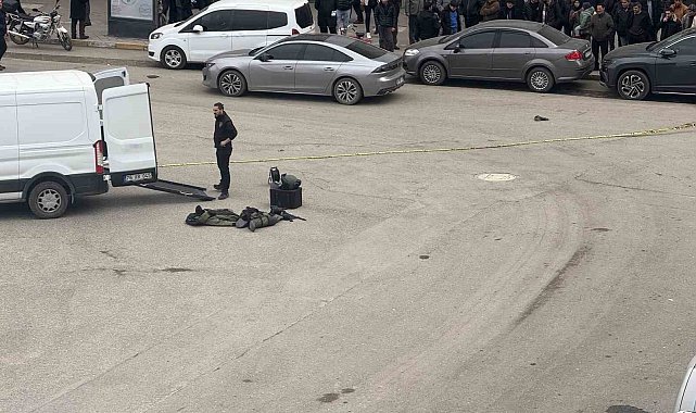 Iğdır'da şüpheli paket fünye ile patlatıldı