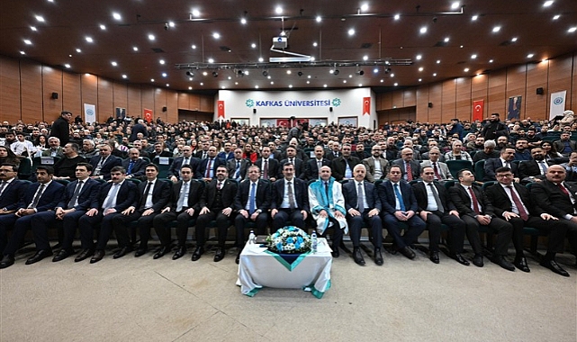 Kafkas Üniversitesi büyüyor