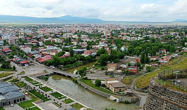 Kars'ta 3 ayda bin 313 daireye yapı ruhsatı verildi
