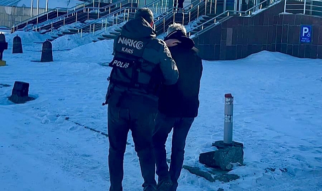 Kars’ta 64 yaşındaki zehir taciri tutuklandı