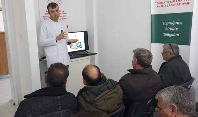 Kars'ta muhtarlara toprak analizi bilgilendirmesi yapıldı