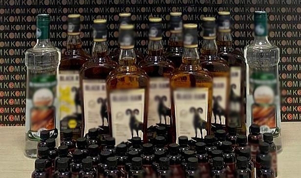 Kars'ta sahte içki ele geçirildi