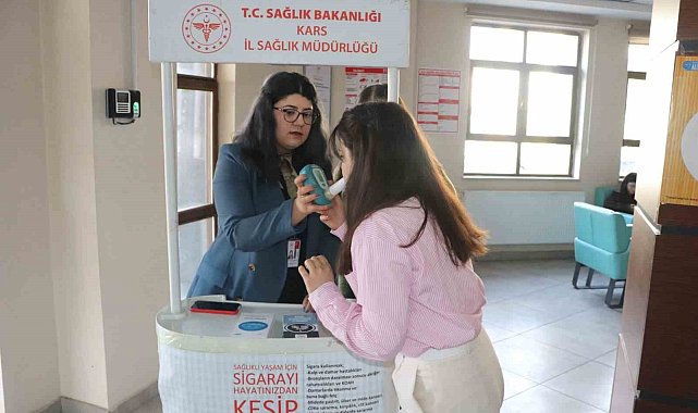 Kars'ta sigarayı bırakma günü etkinliği
