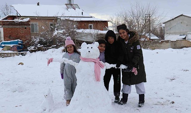 Malatya'da çocuklar kar tatilinin keyfini çıkardı