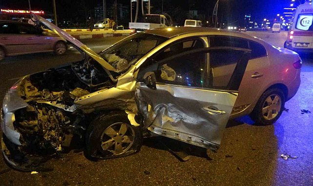 Malatya'da iki araç çarpıştı: 5 yaralı