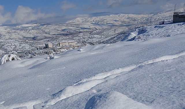 Malatya'nın iki ilçesinde eğitime kar engeli