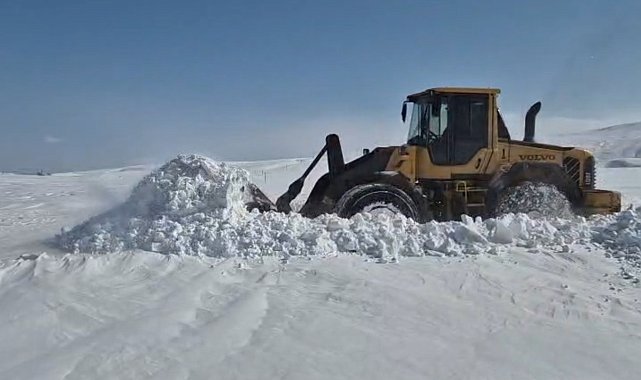Muş'ta 32 köy yolu ulaşıma açıldı