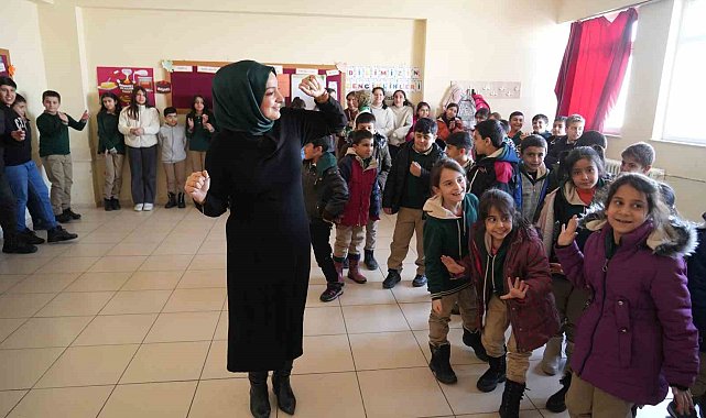 Muş'ta 'Teknoloji Bağımlılığına Karşı Yöresel Çocuk Oyunları' etkinliği gerçekleştirildi
