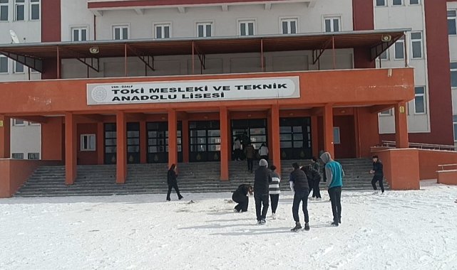 Özalp ilçesinde zilsiz okul uygulaması başladı