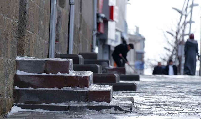 Soğuk rekoru yine Erzurum'da