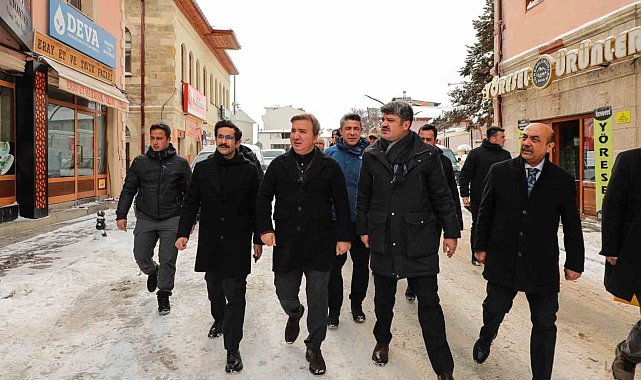 Vali Aydoğdu Refahiyeli vatandaşlarla buluştu