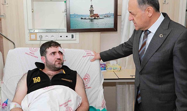 Vali Usta, otobüs kazasında yaralanan vatandaşları ziyaret etti