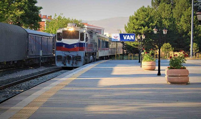 Van-Tahran arası tren seferleri başlıyor: İlk biletler yarın satışta