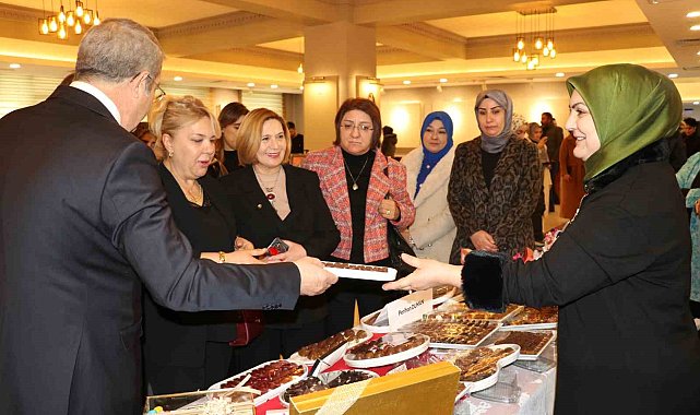Vanlı kadınların 'Hediyelik ürünler tanıtım ve pazarlama' sergisi