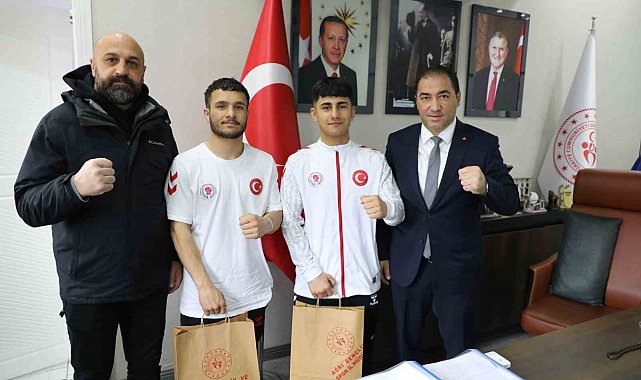 Ağrı Gençlik ve Spor İl Müdürü Çelebi, başarılı boksörleri ağırladı