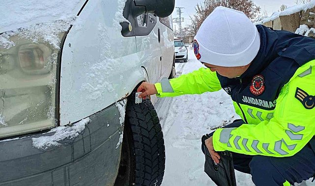 Ağrı İl Jandarma Komutanlığı'ndan Trafik Denetimi