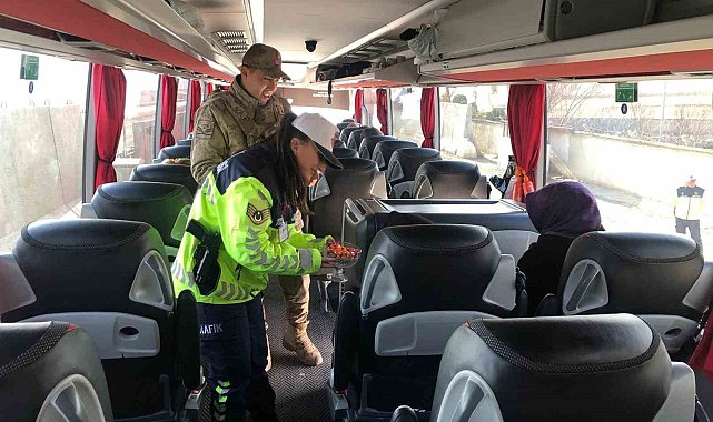 Ağrı'da bayram tedbirleri: Trafik ve asayiş denetimleri aralıksız sürüyor