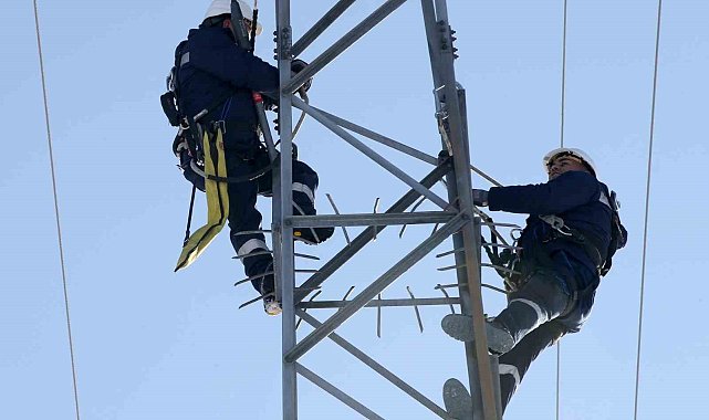 Akbaş; "Bayramda kesintisiz enerji için sahadaydız"