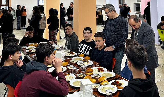 Ardahan'da Fen Lisesi öğrencileri iftarda buluştu