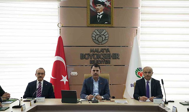 Bakan Kurum'dan deprem fırsatçılarına tepki