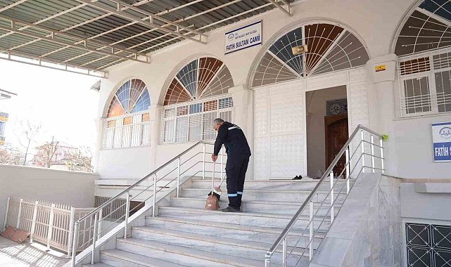 Battalgazi'de camiler bayrama hazırlanıyor
