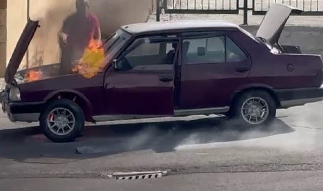 Bingöl'de seyir halindeki Fiat Tofaş alevlere teslim oldu