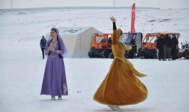 Çıldır Gölü'nde "Buzlarla Dans Etkinliği" düzenleniyor