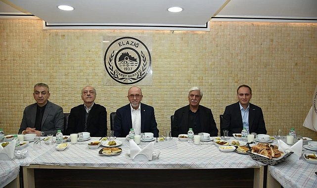 Elazığ Ticaret Borsası, STK temsilcilerini iftarda ağırladı
